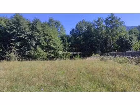 jaujac  terrain constructible 853m2  vue rivière