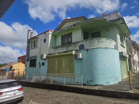 immeuble r+1 secteur le lamentin