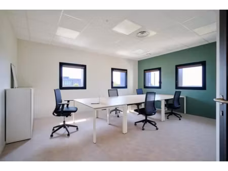 bureaux à louer . bureau privatif et coworking - le mans - 72000