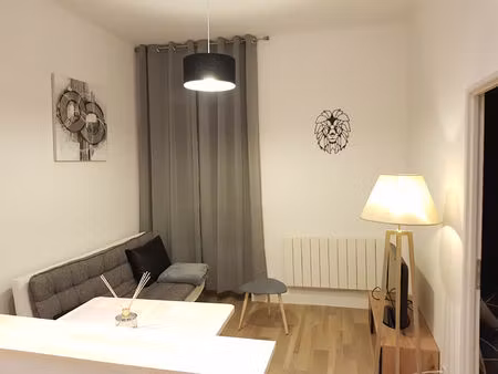 grenoble cours jean jaurès - t2 meublé de 33 m²