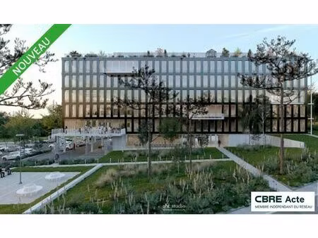 location bureau maxeville 4 447 m²