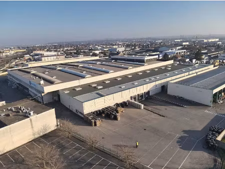 location entrepôt / local d'activités st priest 16 680 m²