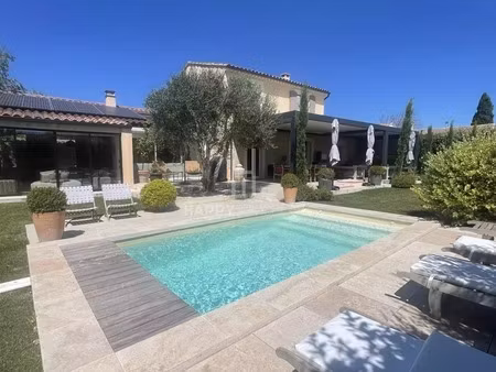 maison de standing à maussane-les-alpilles