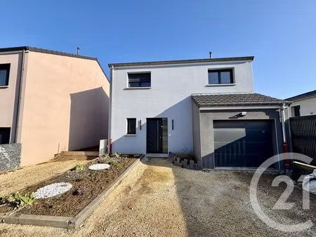 à louer maison 90 17 m² – 1 690 € |rettel