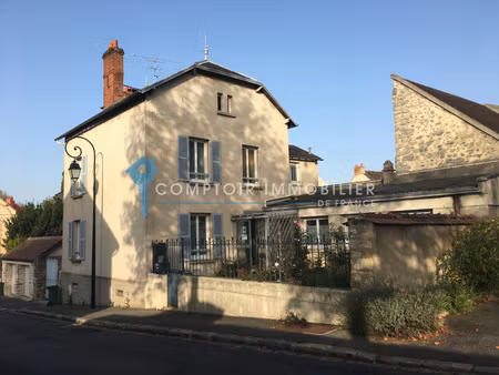 maison 8pièce(s) 5chambre(s) 200 m² la ferté-alais (91590)