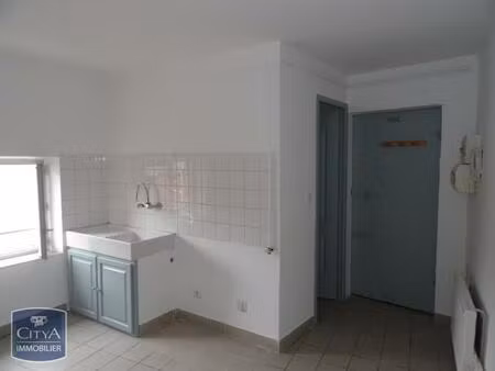 location appartement 1 pièce 24m² villefranche sur saone 69400