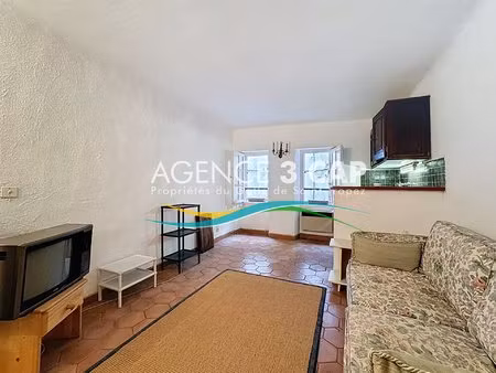 petit appartement dans le village