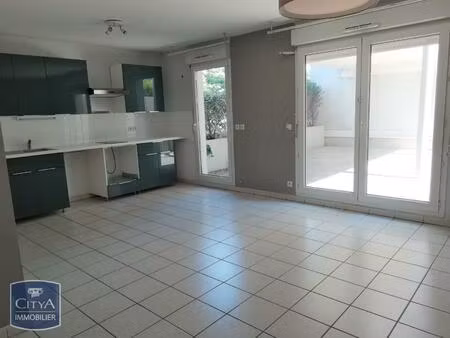 location appartement 2 pièces 46m² st martin d heres 38400