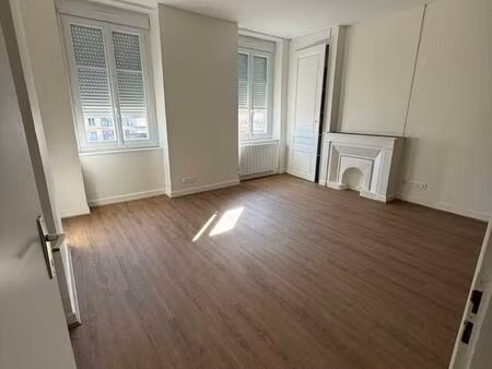location appartement 3 pièces 58m² villeurbanne 69100