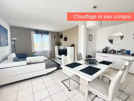 location appartement 5 pièces 82m² riorges 42153