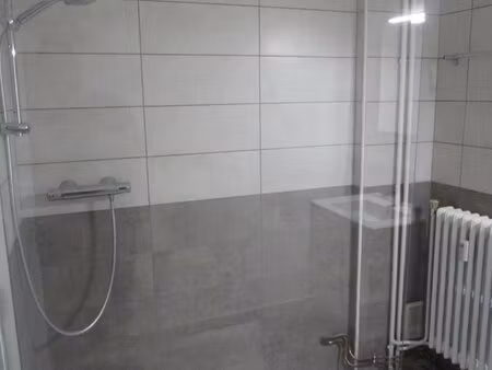 location appartement 3 pièces 60m² valence 26000