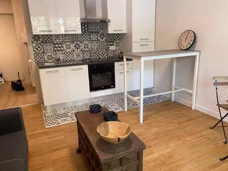 location appartement 2 pièces 42 m² à grenoble (38000)