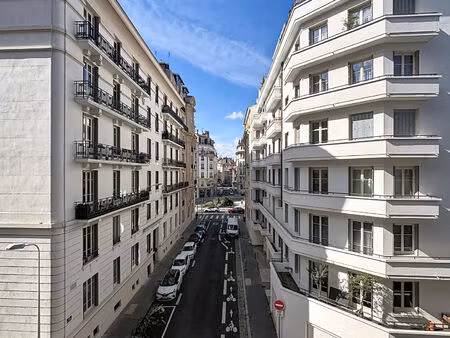 location appartement 4 pièces 93 m² à lyon 6 (69006)