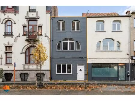 ruime woning met 3 (à 4) slpkrs te mechelen