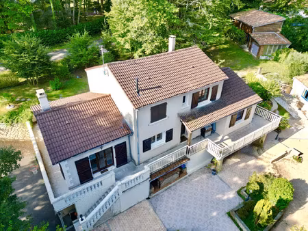 vente maison 6 pièces 190 m² saint-benoît (86280)