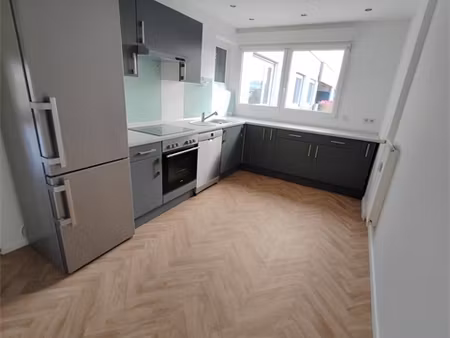 appartement f3/f4 de 83m² à huningue – proche frontière suisse