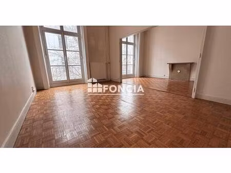 hyper-centre ville d'orleans quartier martroi