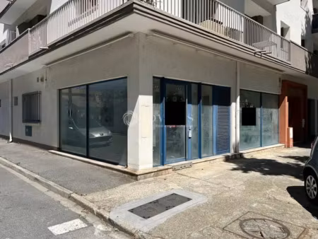 local commercial a vendre ou a louer