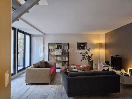 maison de ville contemporaine avec terrasse et rooftop