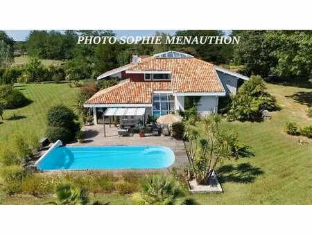 maison de luxe à vendre à dax : 577 500 € | 240m²