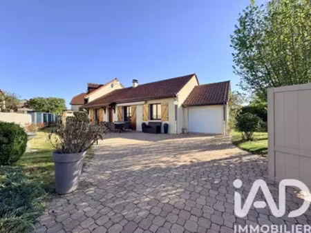 maison traditionnelle à saint-andré-les-vergers (10120)