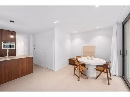 lichtrijk duplexappartement aan zee