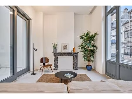 prestigieus gebouw in centrum centrum gent