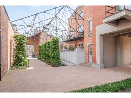 zeer ruime loft (183 m²) te koop in het centrum van oudenaarde