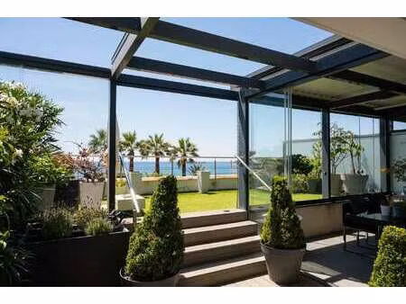 appartement de luxe avec vue sur mer à vendre à sanary-sur-mer : 1 580 000 € | 112m²