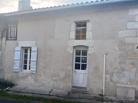 vente maison 4 pièces 100 m² bonnes (16390)