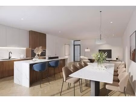 gelijkvloerse woning met autostaanplaats in genk