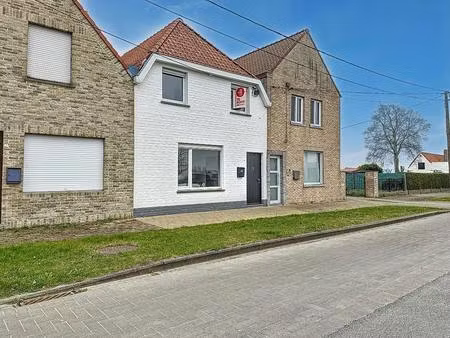 huis met 2 slaapkamers en zonnige tuin te koop in westkapelle