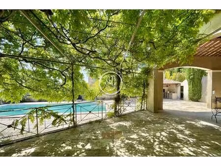 villa de luxe à vendre à saint-rémy-de-provence : 1 995 000 € | 242m²