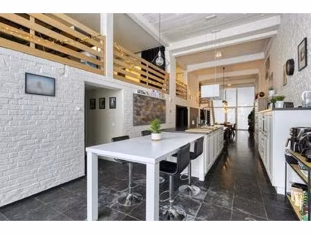 unieke loft met 5 kamers te koop in centrum desselgem