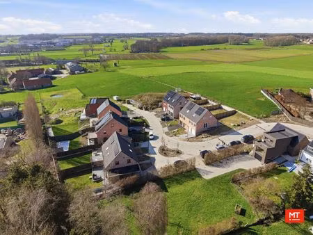 2 nieuwbouwwoningen met landelijk verzicht in beselare