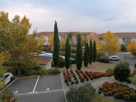 location appartement 2 pièces 44m² poitiers 86000