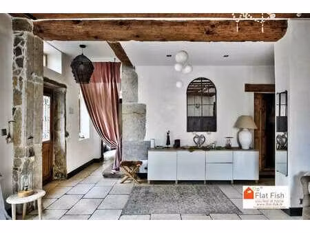 maison de luxe à vendre à charly : 790 000 € | 322m²