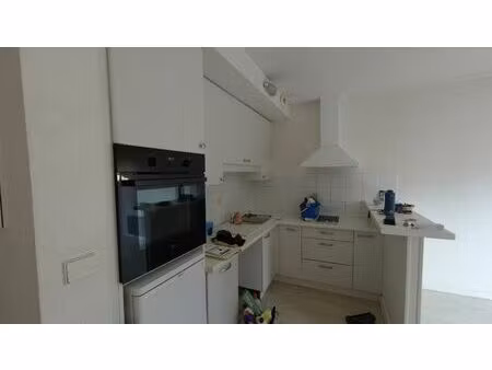 location appartement 2 pièces 41m² la rochelle 17000