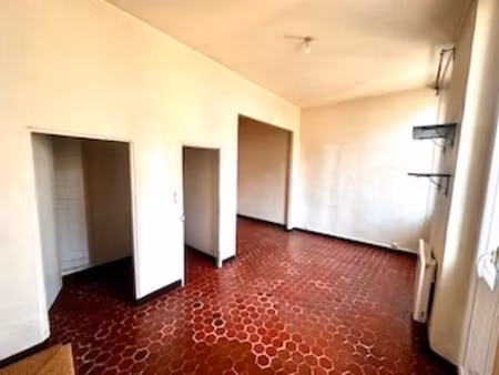 location appartement 1 pièce 39m²