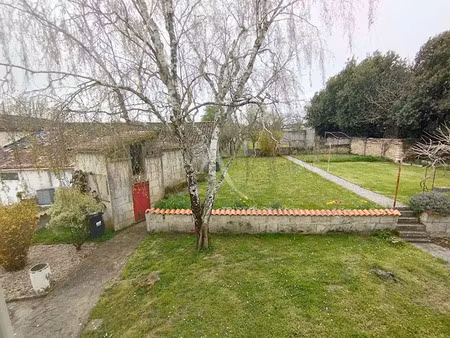 vente maison 8 pièces 138 m² à geay (17250)  199 500 €