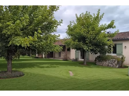 vente maison 5 pièces 99 m² à galgon (33133)  199 300 €