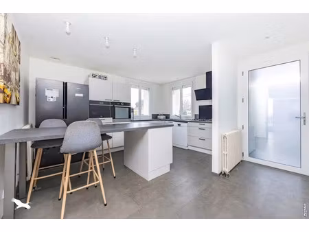 vente maison 8 pièces 128 m² à réalmont (81120)  209 000 €