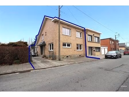 huis te koop in alleur met 4 slaapkamers