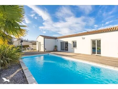 vente maison 4 pièces 108 m² l’éguille (17600)