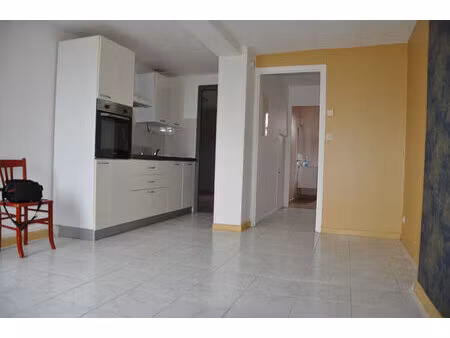 location appartement 2 pièces 60m²