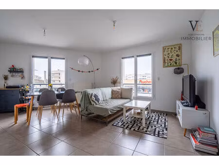 appartement centre ville - 3 pièces - 58 70 m²