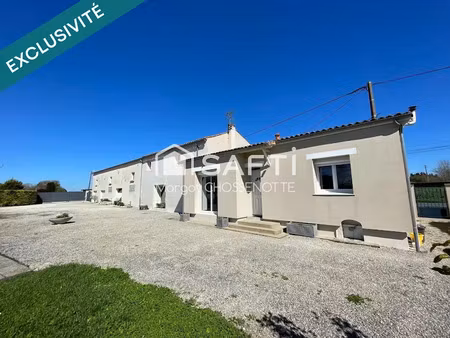 vente maison 5 pièces 159 m² à asnières-la-giraud (17400)  249 500 €