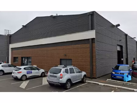 location local commercial