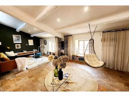 maison de 130 m² à lourmarin