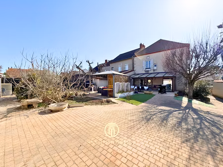 vente maison 7 pièces 160 m² à gannat (03800)  279 000 €